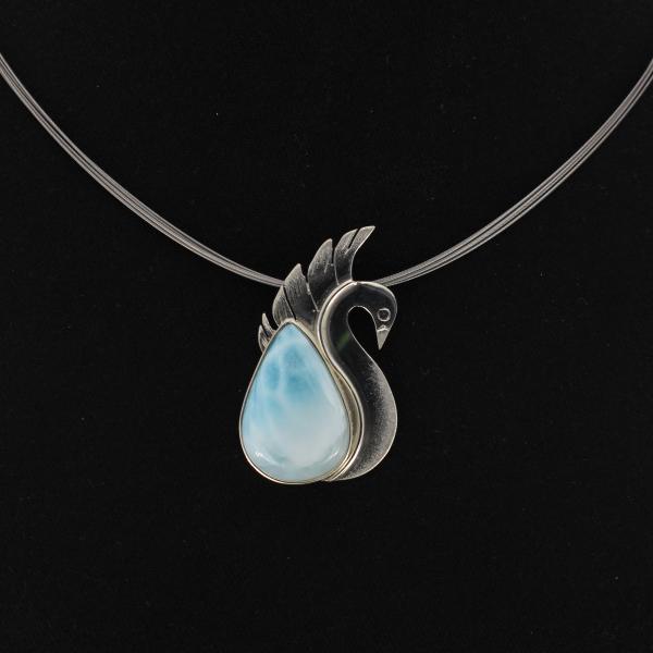 Halsschmuck Larimar in 925 Silber in Form eines Schwans